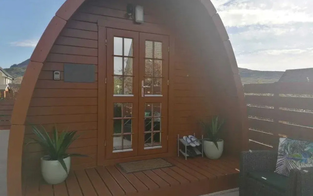 Skye Pod