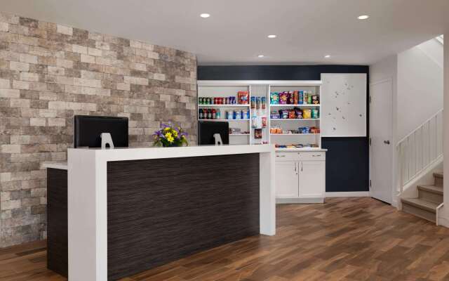 Days Inn by Wyndham Sarnia Harbourfront