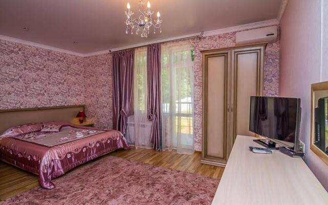 Yalana Guest House