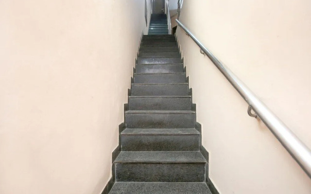 OYO 13700 Hotel Star Palace