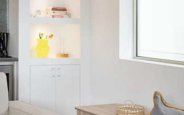 Vouliagmeni Serenity Residence