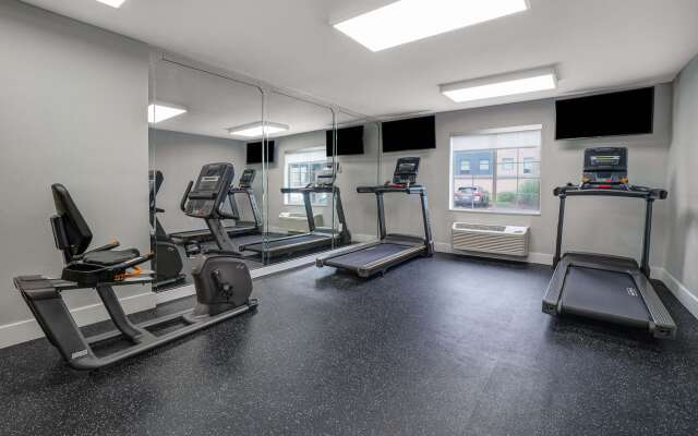 Studio 6 Duluth, GA - Near Gas South District