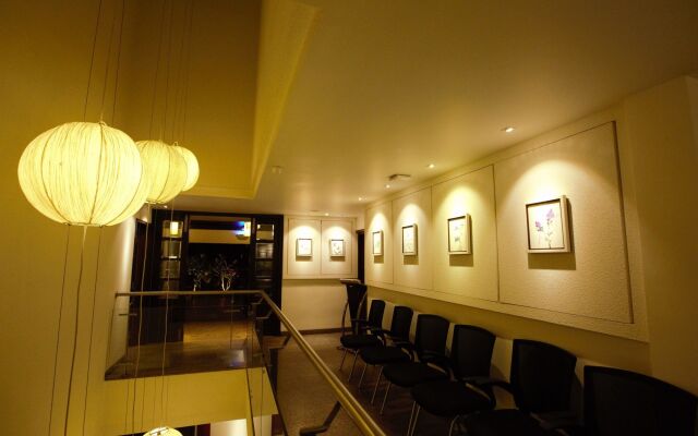 Temple Tree Hotel