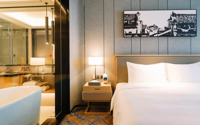 Zhuhai Tangyi Hotel