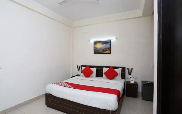 OYO 6540 Tirupati Residency