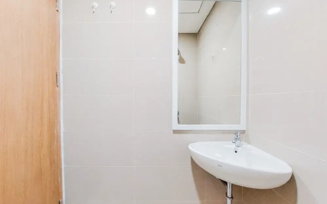 Nice And Simply Look Studio Apartment At B Residence
