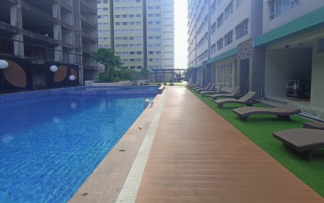 Cozy 2Br At Royal Makassar Apartment