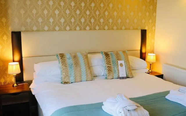 Royal Beacon Hotel
