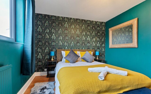 Kensington 3 Bedroom Flat Close2subway