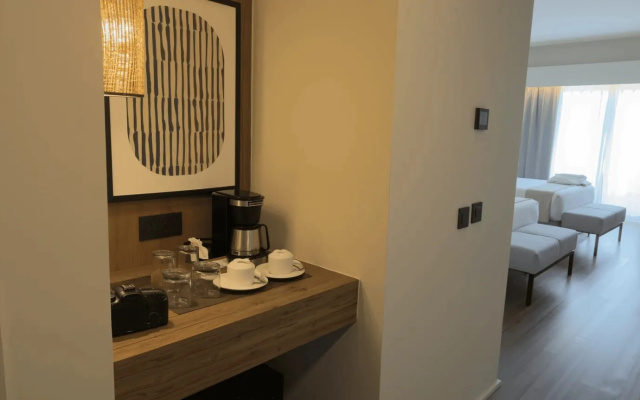 Santo Domingo Bay Convention Resort & Casino - Image 2