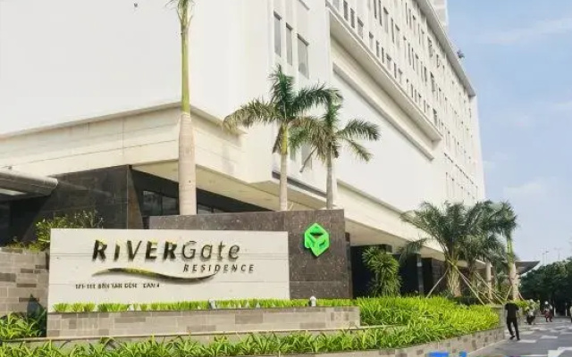 Tropical House @ RiverGate
