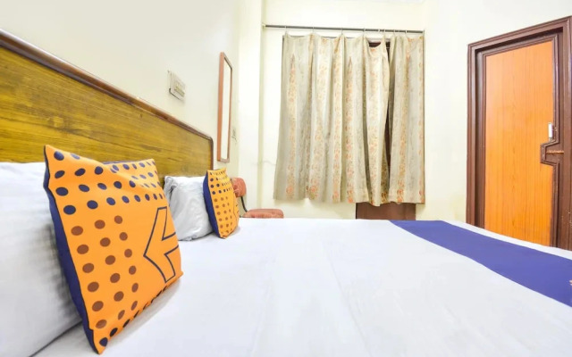 Spot On 38670 Hotel Diamond