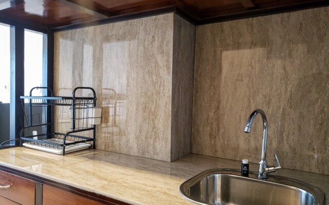 Fancy And Nice Studio At Tamansari The Hive Apartment