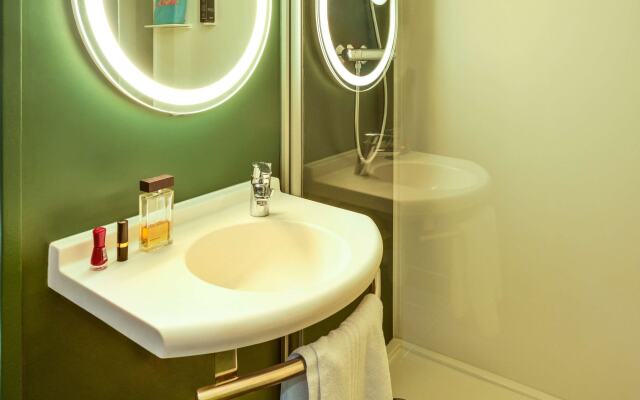 Ibis Annecy Cran Gevrier Hotel