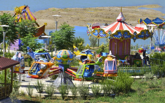 Sunmelia Beach Resort Hotel & Spa