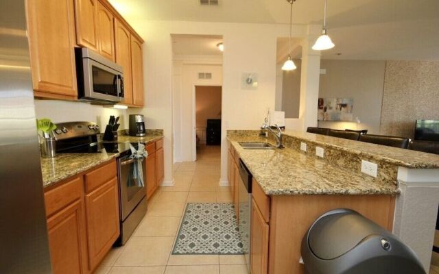 7-305 3 Bedroom Condo by RedAwning