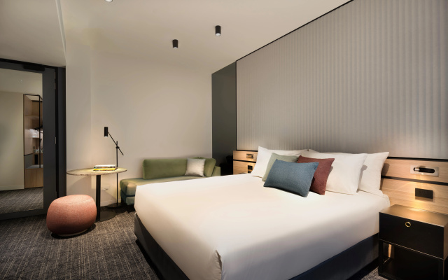 The Howey by Causeway Hotels – Guest Rooms – Melbourne