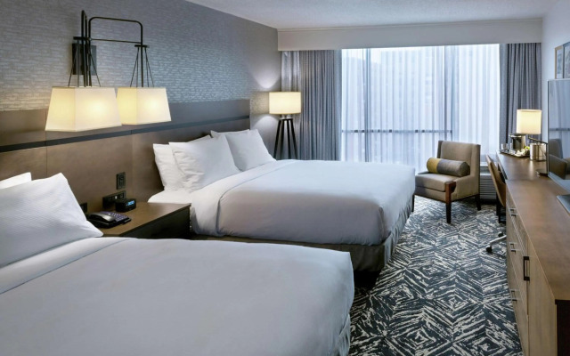 DoubleTree by Hilton Jamestown