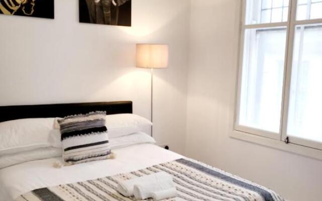 Central 2bed Apartment w/parking