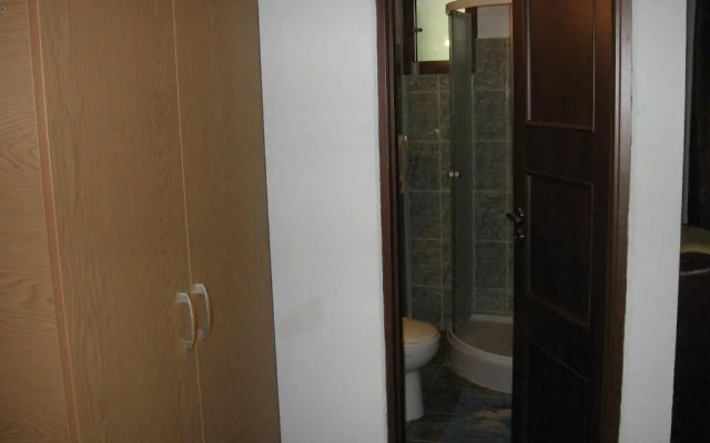 Pensiunea Pomi -Oesti