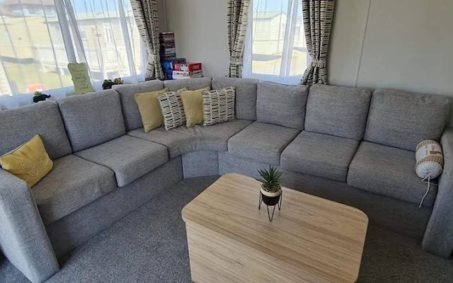 Mikey 3 bed Balcony Rhyl