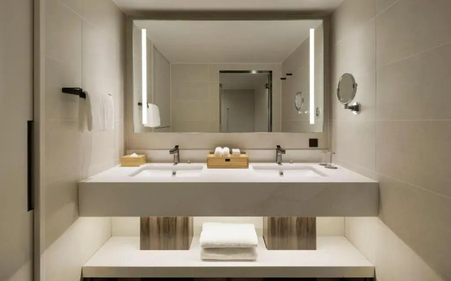 Courtyard by Marriott Tokyo Ginza Hotel