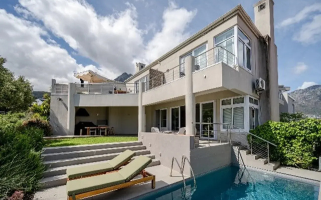 Camps Bay Retreat
