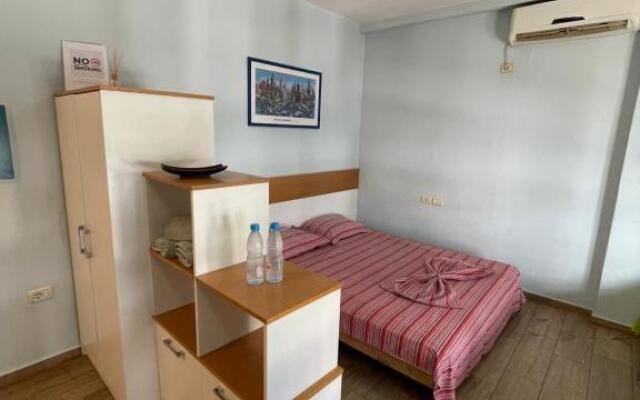 Enjoy Travel Cute Studio Apartment