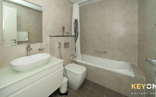 Carson Elegant Living in One Bedroom