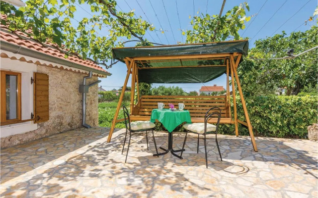Holiday home Vir 13