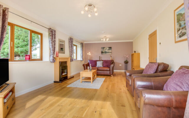 Holiday Home Bwthyn Rhos Gwaliau