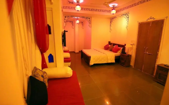 Hotel Dhola Ghat Haweli