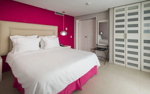 Country International Hotel