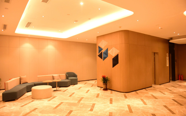 Holiday Inn Express Lhasa Potala Square