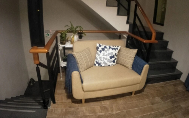 1969 Meters Square Seed B&B