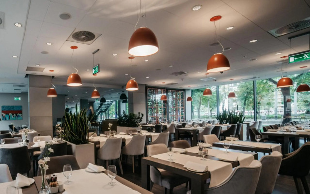 Q Hotel Plus Wroclaw