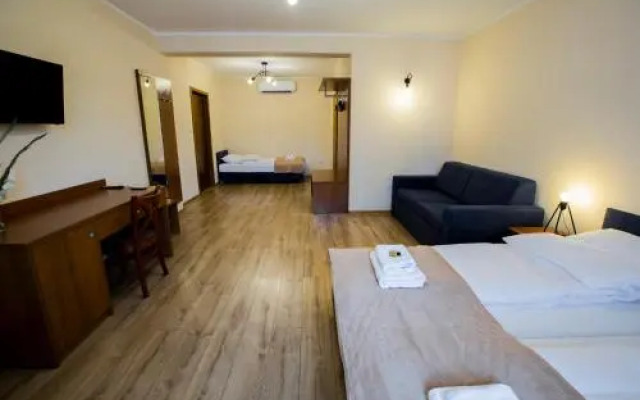 Gosciniec Ceglane Katy