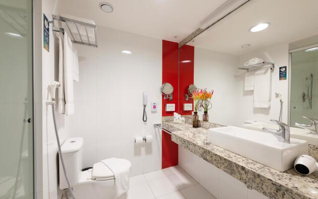 Mercure Maceio Pajucara Hotel