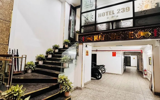 239 Hotel