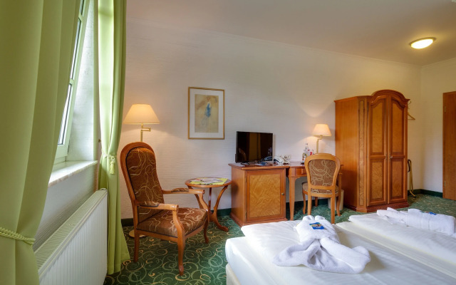 Panorama Berghotel Wettiner Höhe