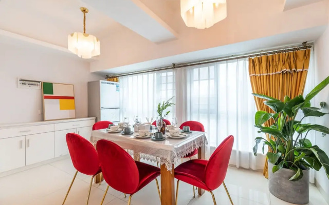 Locals Boutique Apartment Huafa Plaza 5