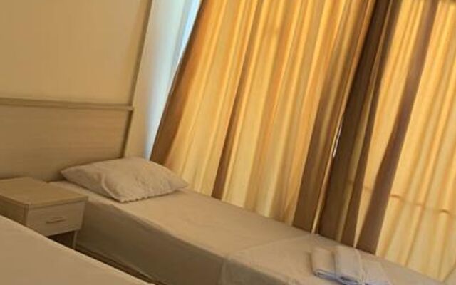 Zuhat Otel