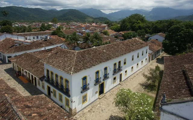 Sandi Hotel
