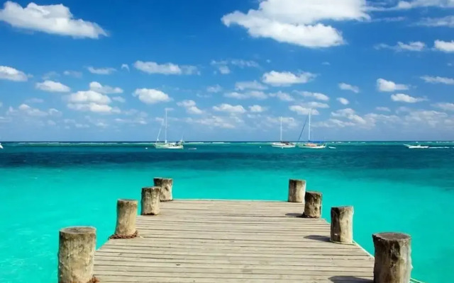 Paradise Awaits in This Seaside Escape!