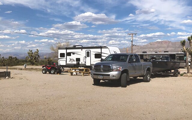 Happy Trails Campground  Mini Motel