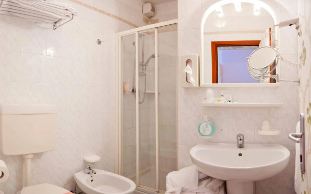 Hotel Marzia Holiday Queen
