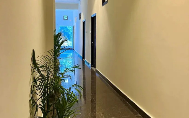 Hostel By The Lake Hill In Bhujiyaghat