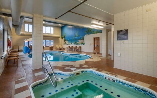 Comfort Inn & Suites