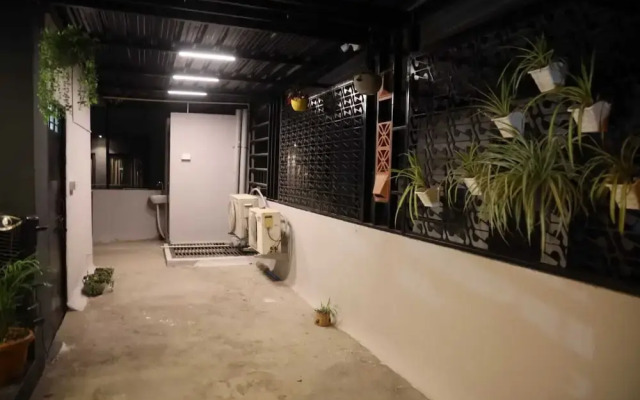 Nandi Homestay