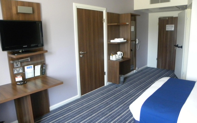 Holiday Inn Express Colchester, an IHG Hotel